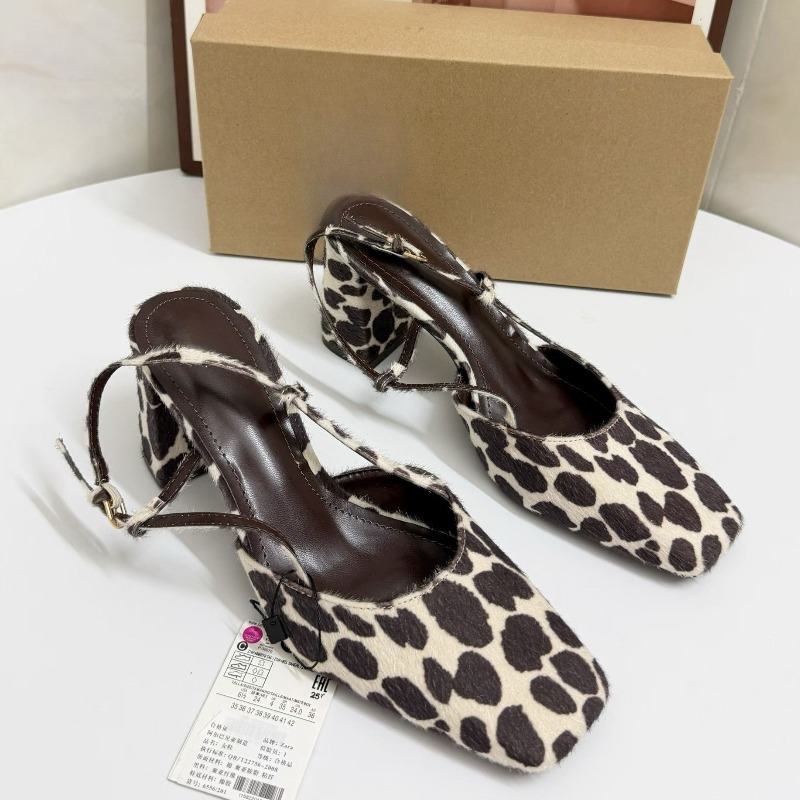 Leopard Print Heels - Sepatu hak wanita vintage motif leopard,