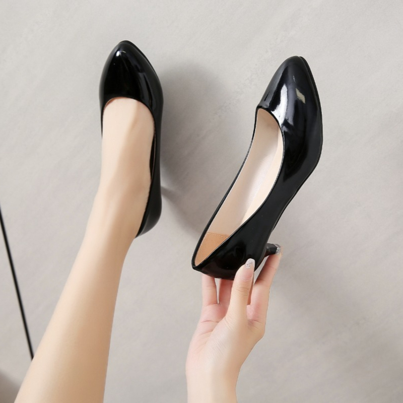 Sepatu wanita hak sedang ukura - Women'S Shoes For Work ulasan dan harga