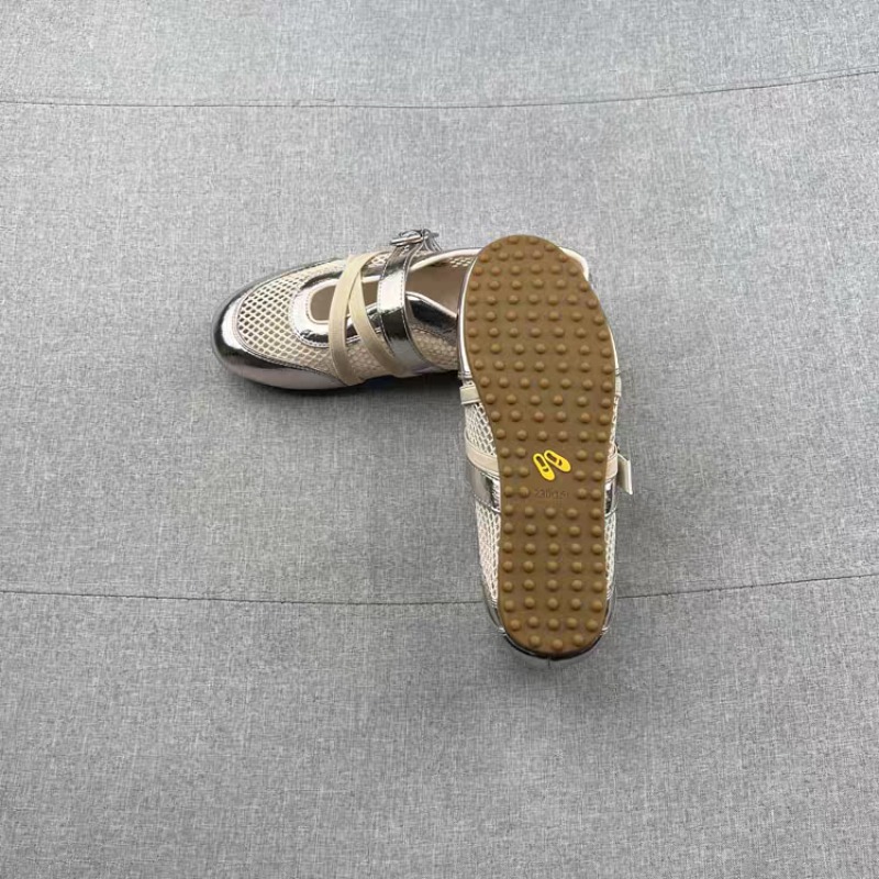 Sepatu Sneakers Anyaman Berong - Women'S Shoes Com ulasan dan harga