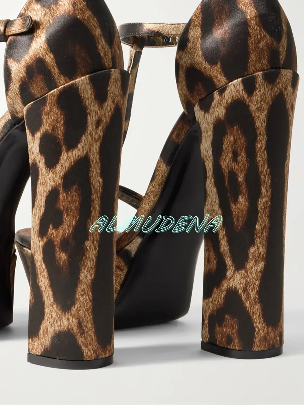 Sandal Satin Motif Leopard Men - Leopard Print Heels ulasan dan harga